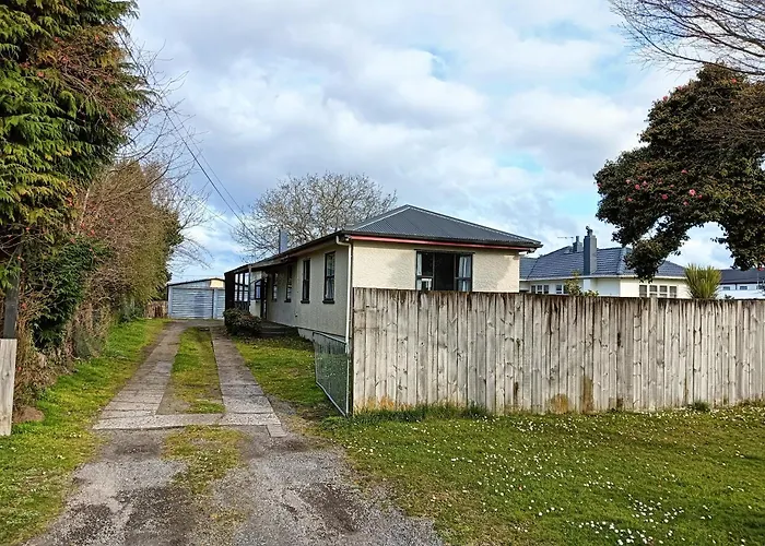 5 Bedroom House, 7 Salisbury Road, 度假居