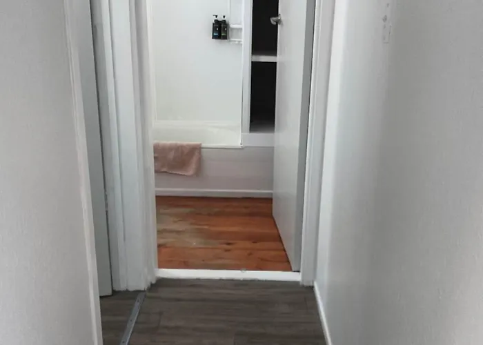 度假居 5 Bedroom House, 7 Salisbury Road,